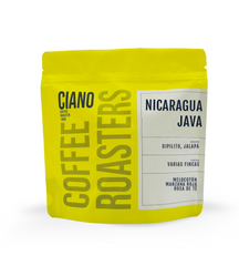 "Bolsa de café Nicaragua Java de color amarillo, destacando su perfil exótico y cuerpo sedoso característico de los microlotes nicaragüenses
"