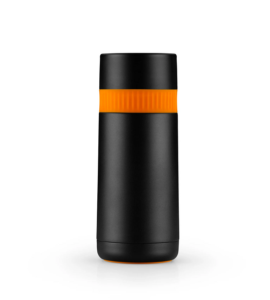Termo Efficient Travel Mug Enjoy BRA, diseño compacto y portátil para mantener café caliente, vista del producto
